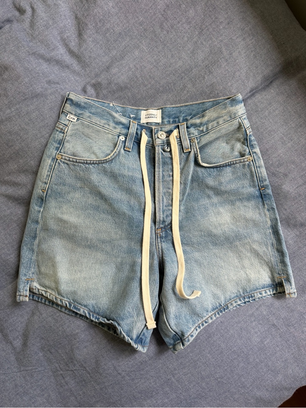 Citizens of Humanity Brynn Shorts - Picture 2 of 4